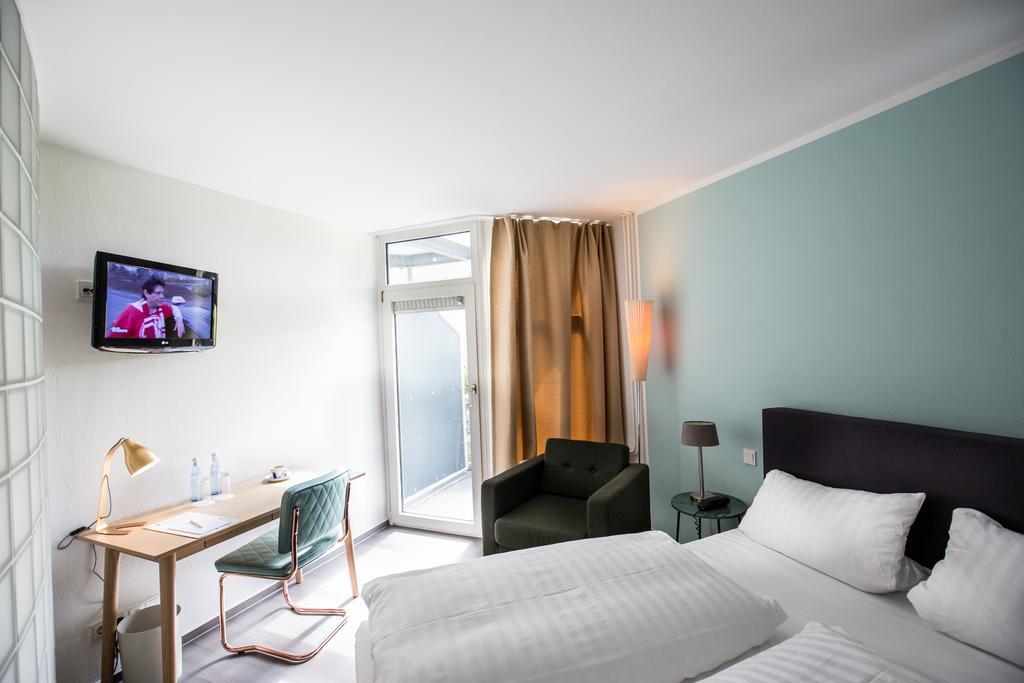 Wald & Golfhotel Lottental Бохум Экстерьер фото
