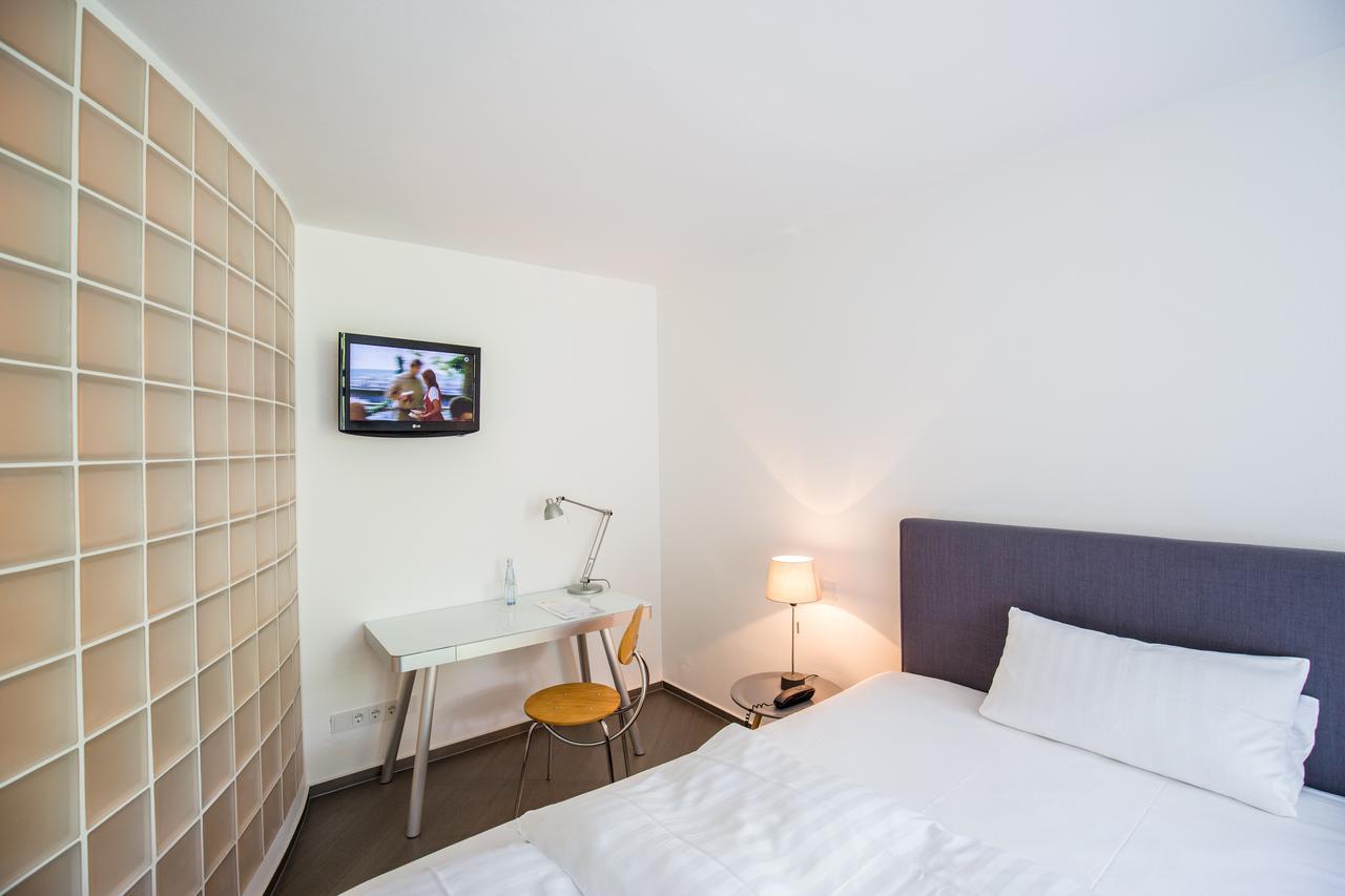 Wald & Golfhotel Lottental Бохум Экстерьер фото